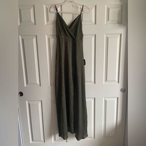 Lulus Olive green maxi dress